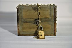 treasure-chest-3005312_1280