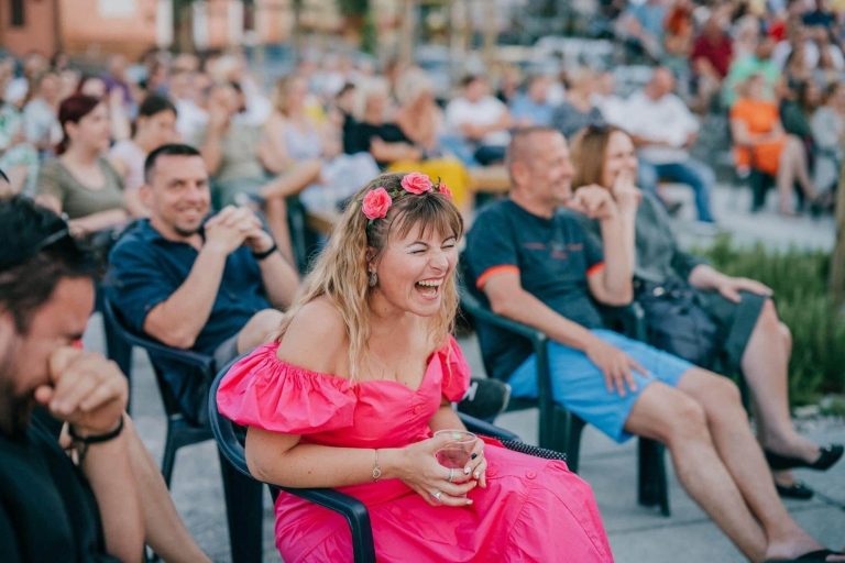 Sve je spremno – evo tko će sve nasmijati publiku u Kastvu! 