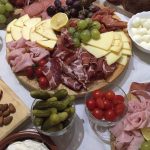 hadoka-party-plate-cheese-salami-platter_4