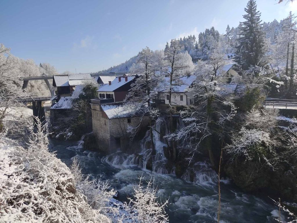 advent-rastoke