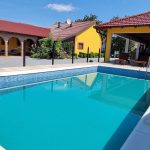 NASLOVNA-Relax-wine-house-Klara (1)