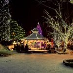 holidays-in-the-village-3517686_1280